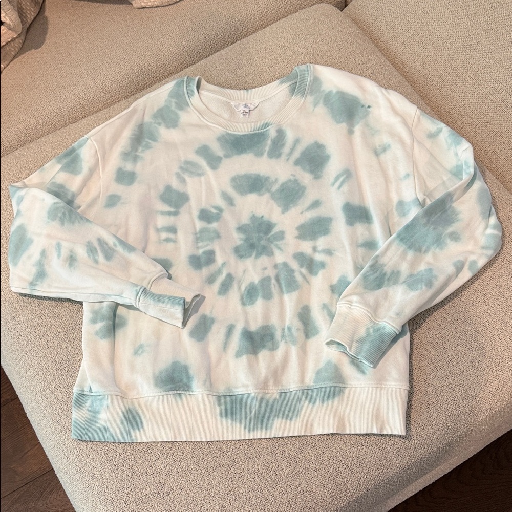100% Cotton Time and Tru Blue and White Tie-Dye Top
